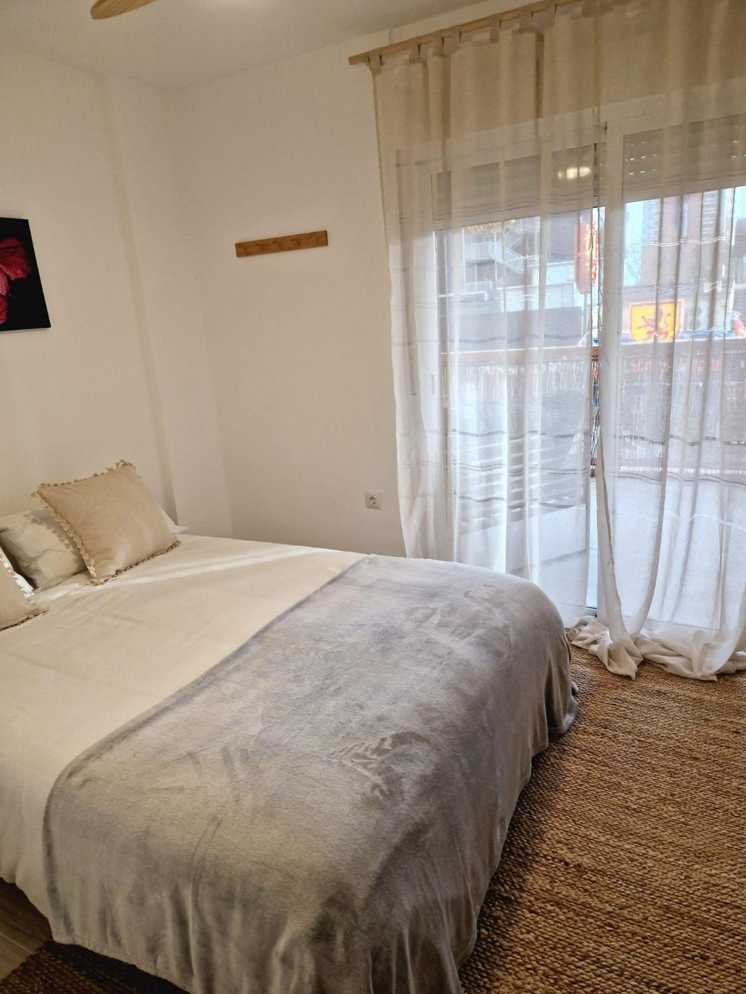 A Dos Pasos De La Playa Apartment Benidorm Luaran gambar